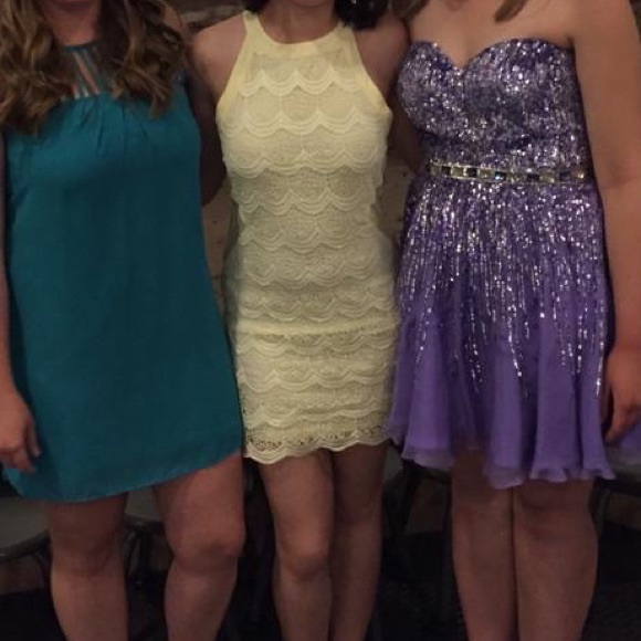 Yellow Lace Dress - Picture 6 of 6